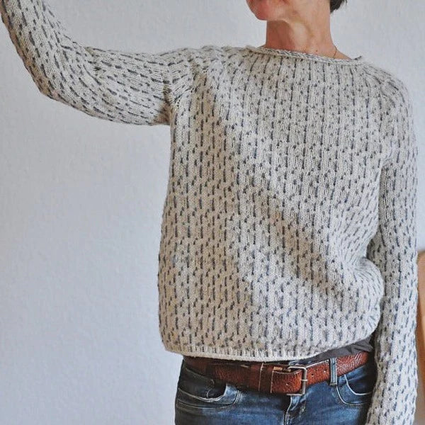 Victoria | Elegancki szary sweter z dekoltem typu łódka