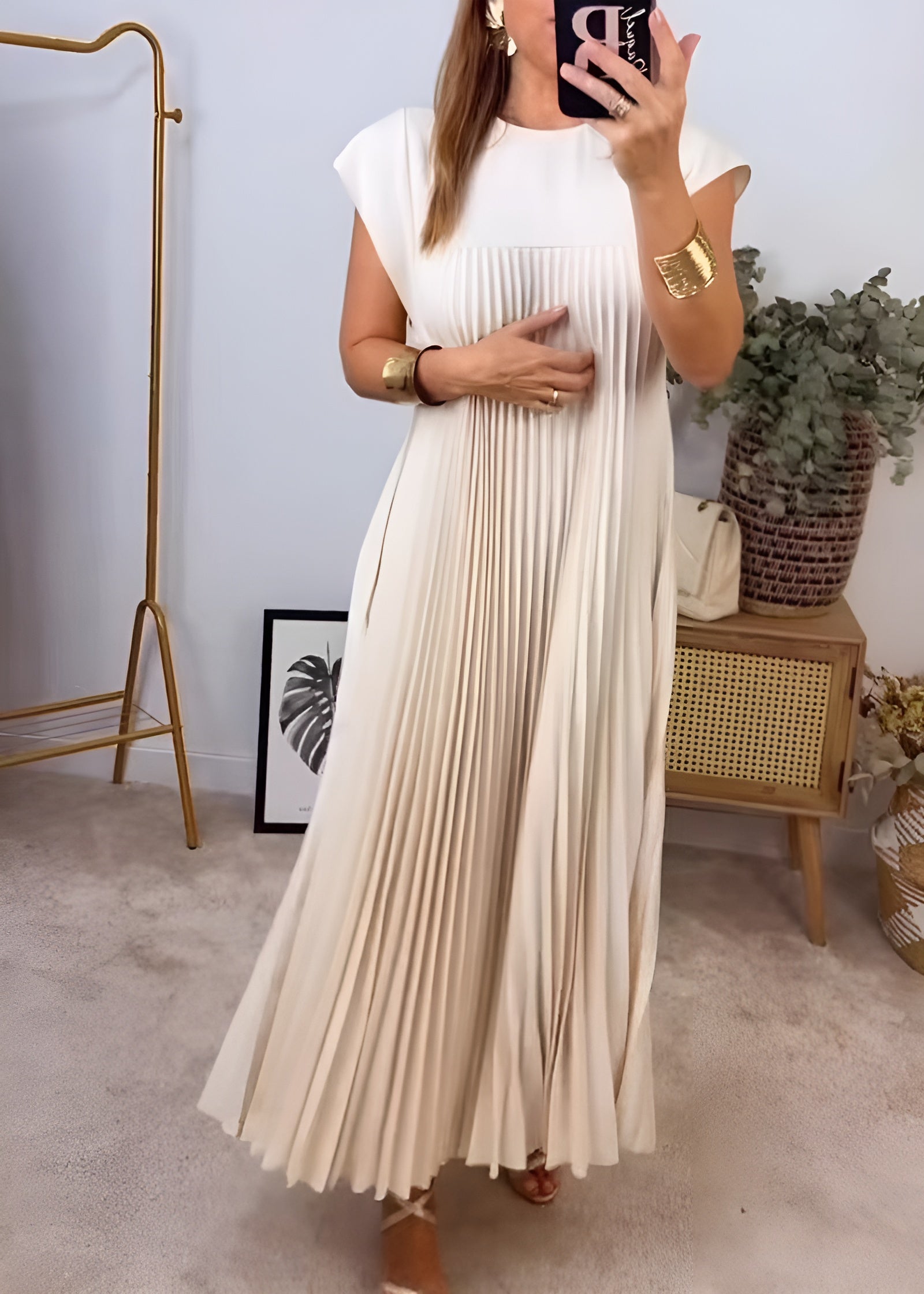 Simone | Lekka i elegancka sukienka plisowana