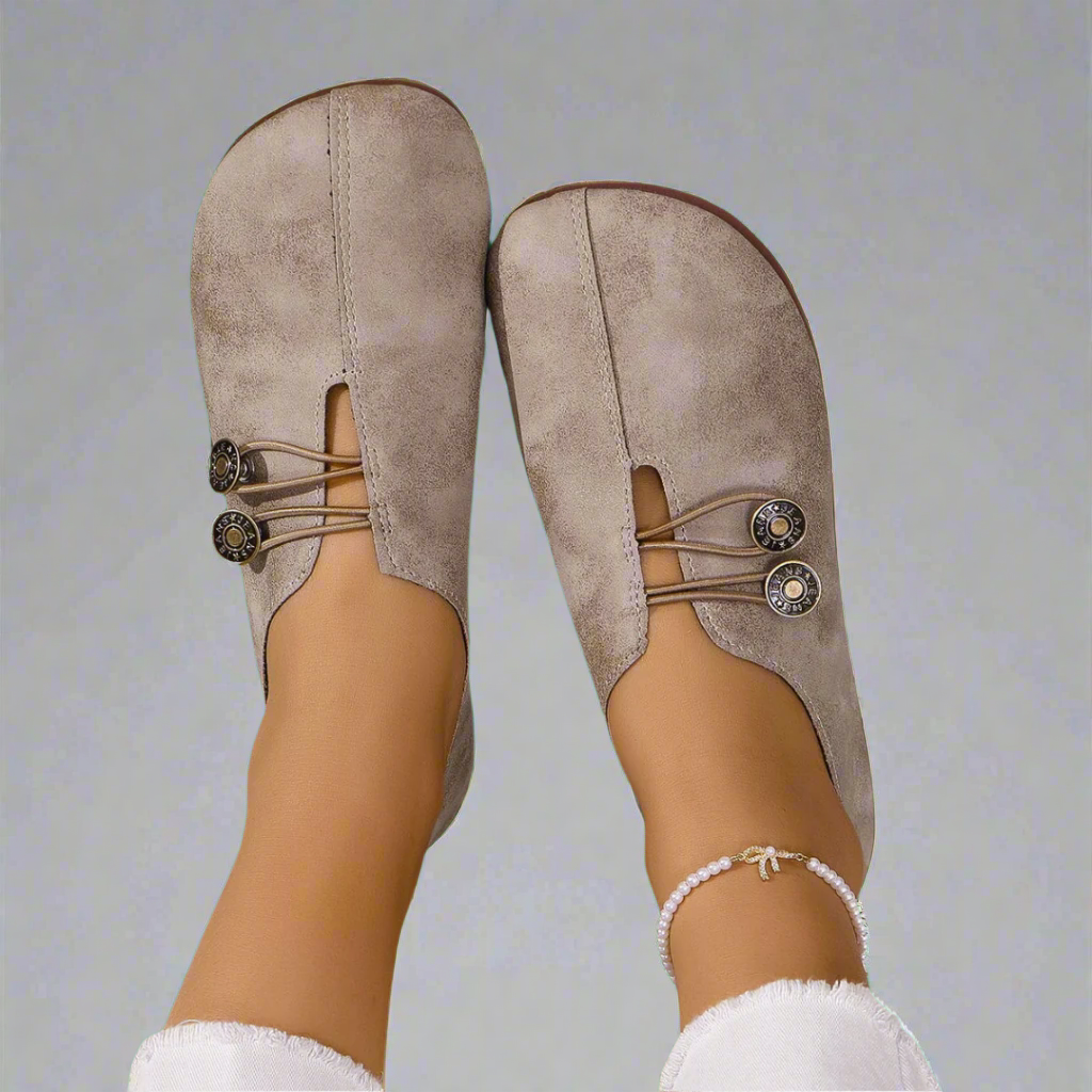 Lindora™ – Ponadczasowe slip-ony