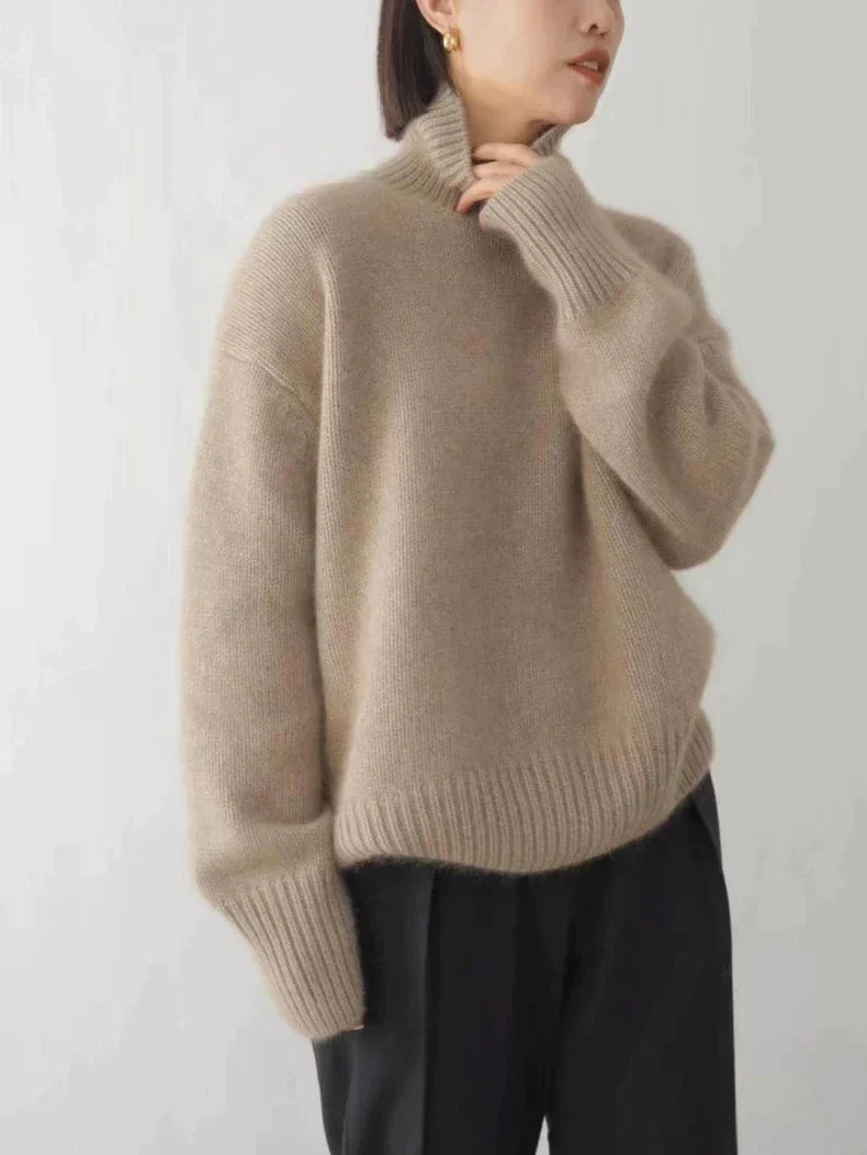 LINEA | Sweter z wysokim kołnierzem