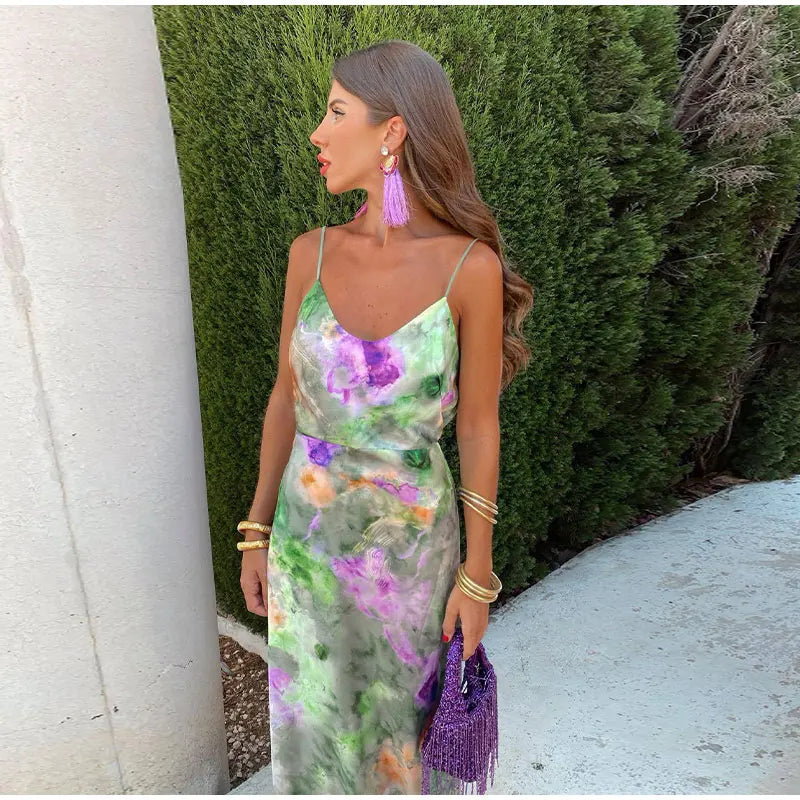 Anisten™ | Stylowa Maxi Sukienka z Halo-Dye-Print i odpinanym szalem